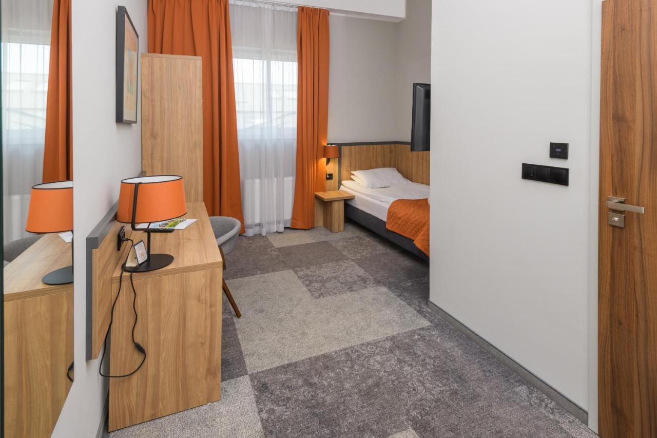 Hotel Wegierki מראה חיצוני תמונה