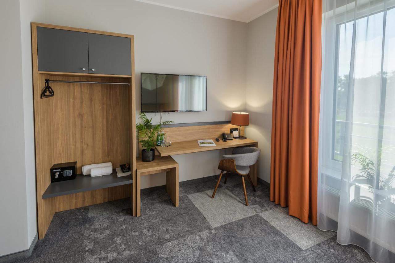 Hotel Wegierki מראה חיצוני תמונה
